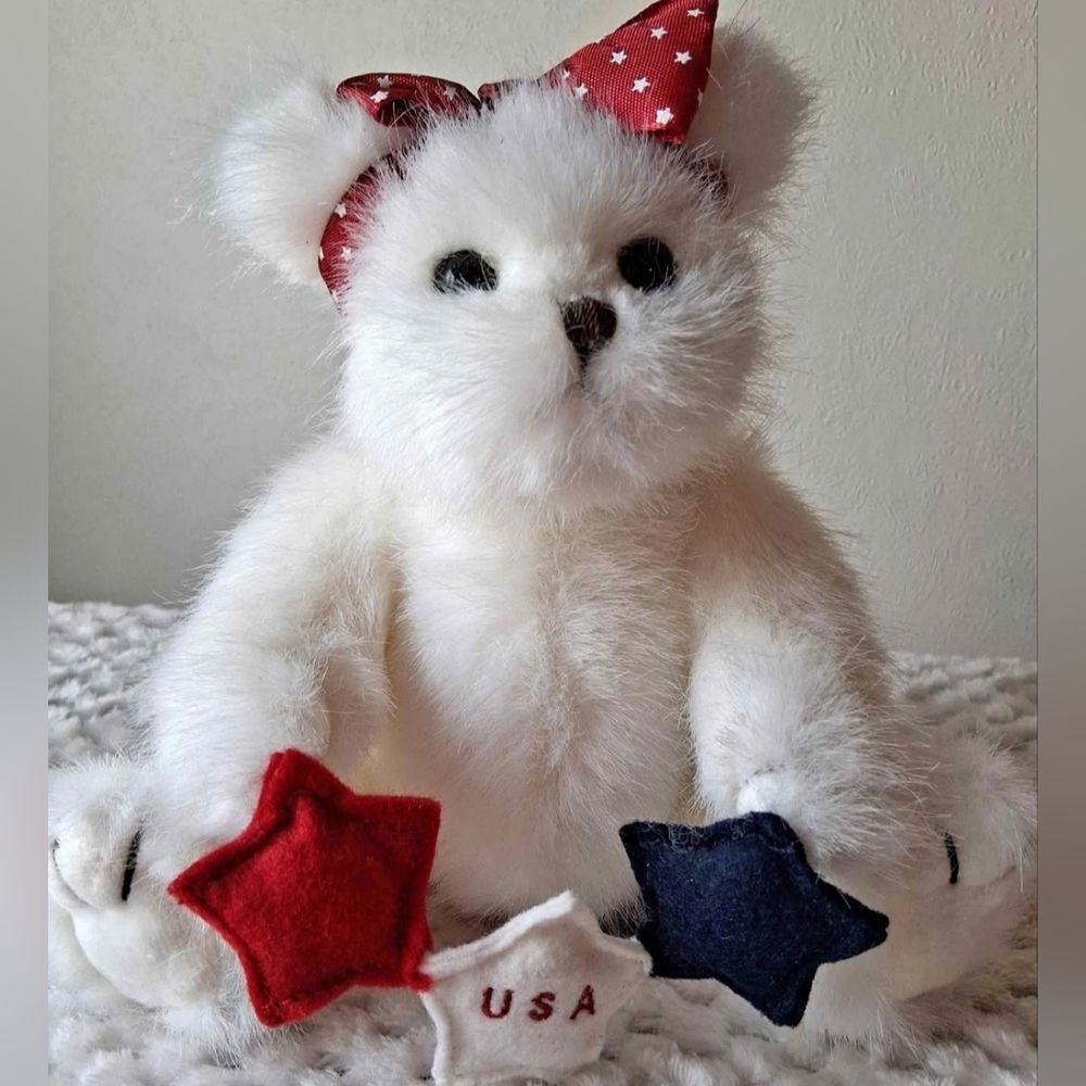 10 in Miss Independence By Bearington, Plush, NWT